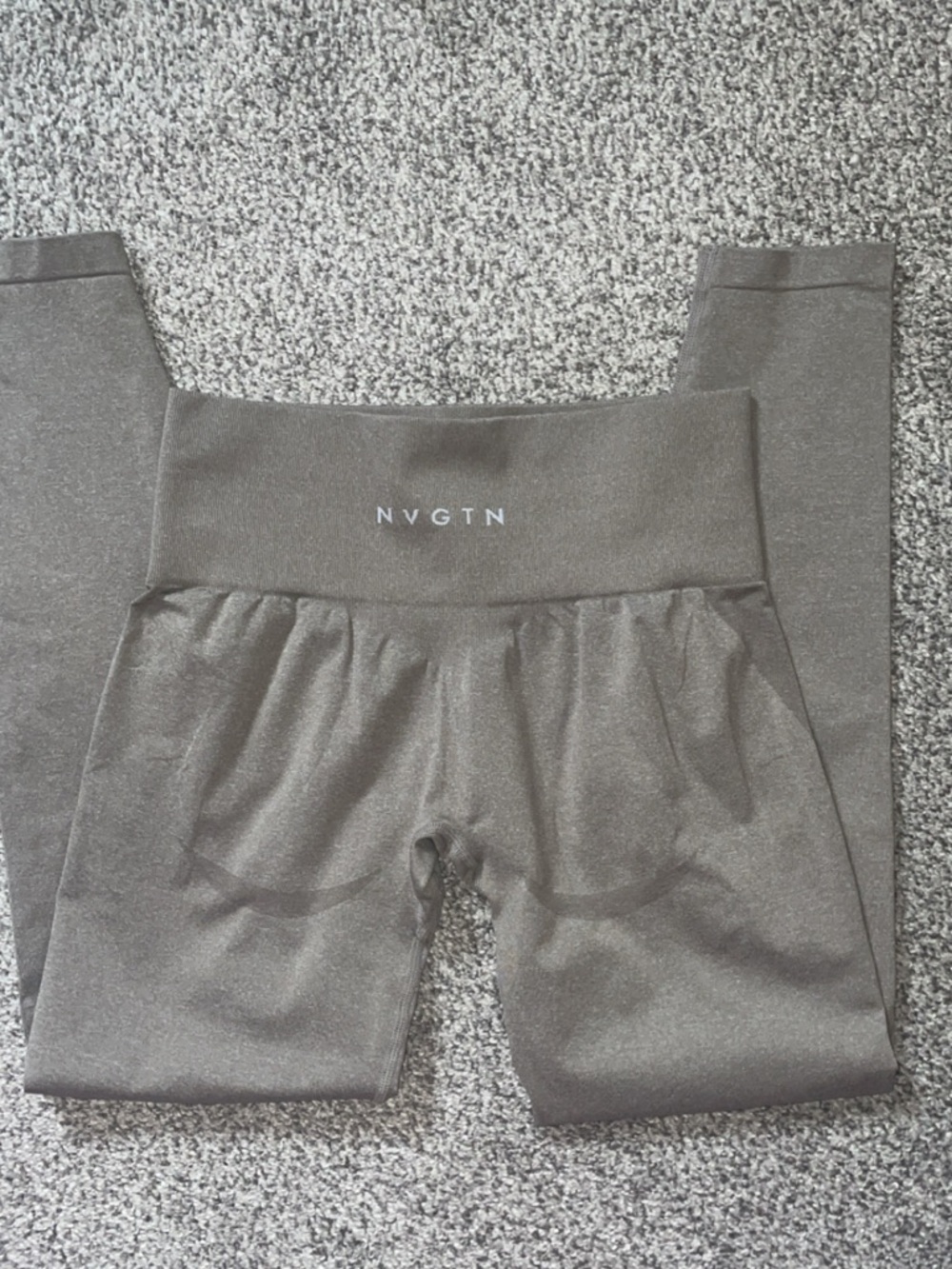 NVGTN Leggings in taupe